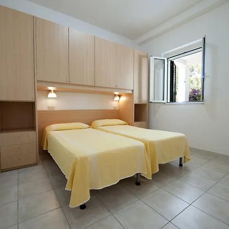 Villaggio Turistico Le Diomedee