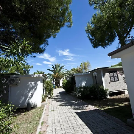 Holiday park Villaggio Turistico Le Diomedee 3*