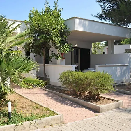Villaggio Turistico Le Diomedee Holiday park 3*